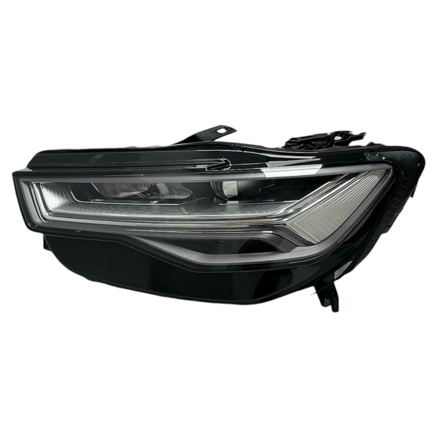 Audı Far A6 18-20 Sol (Matrix)