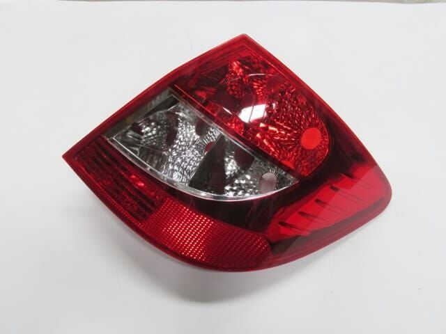 RENAULT SYMBOL- THALIA- SD- 09/12; STOP LAMBASI SAĞ KIRMIZI/BEYAZ DUYSUZ (MARS) (E MARKLI)