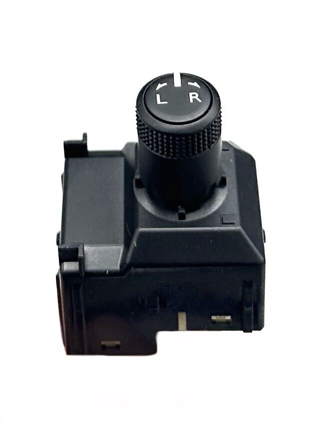 Toyota Düğme Ayarlayıcı Ayna Hılux Revo 15-21 (Katlanmaztip)