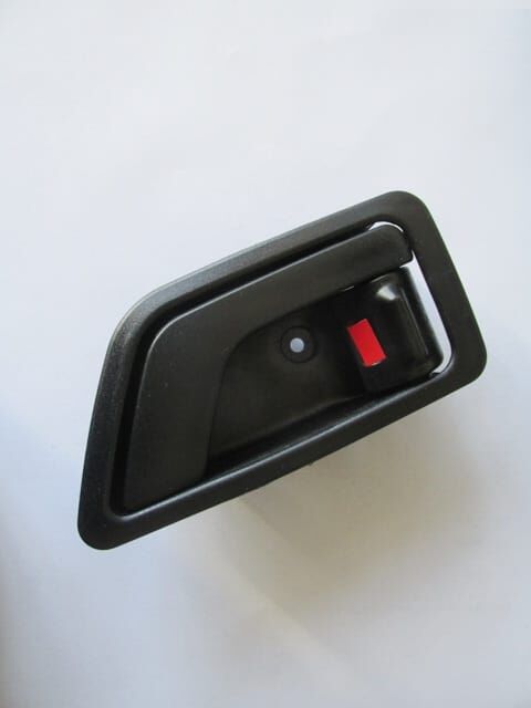 HYUNDAI GETZ- 06/11; ÖN KAPI İÇ AÇMA KOLU SOL SİYAH (ÇOCUK KİLİTLİ)