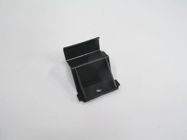 MAZDA 3- SD/HB- 10/11; ÖN TAMPON BRAKETİ SAĞ (YAN KULAĞA TAKILAN) (TYG)