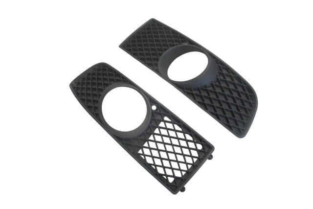 VOLKSWAGEN POLO- 4- 99/01; SİS LAMBA KAPAĞI SAĞ/SOL SET (2 PARÇA) SİS DELİKLİ