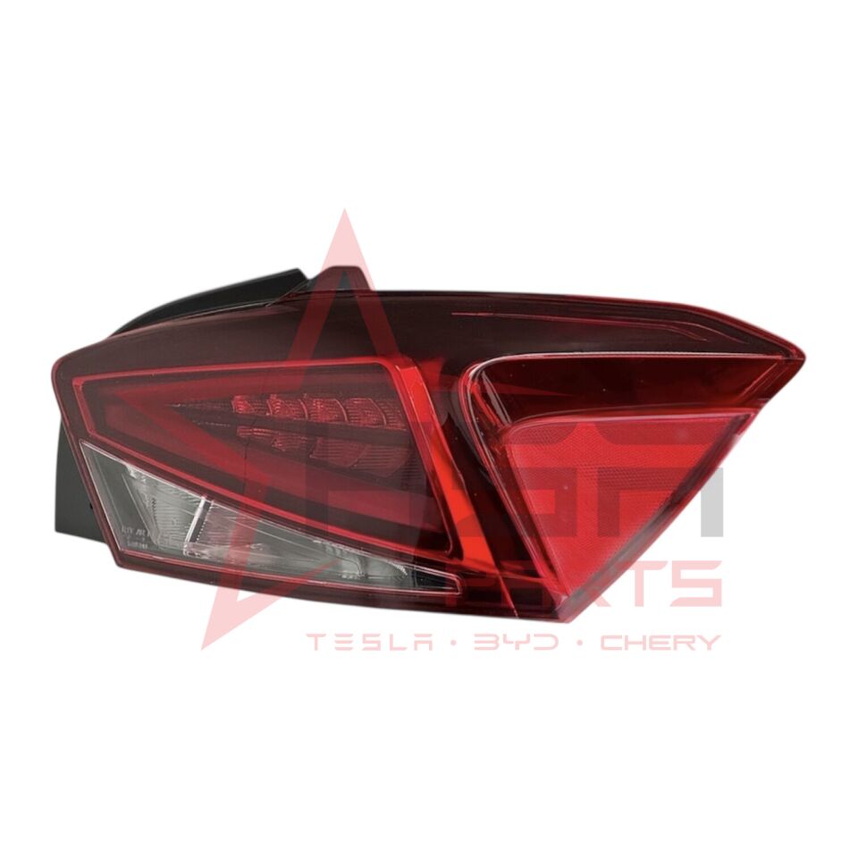 2017-2020 Seat Ibiza Sağ Dış Stop (Ledli) 6F0945208H