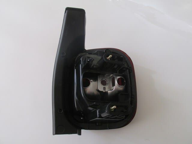 DACIA DUSTER- 18/21; STOP LAMBASI SOL KIRMIZI/BEYAZ (MARS)