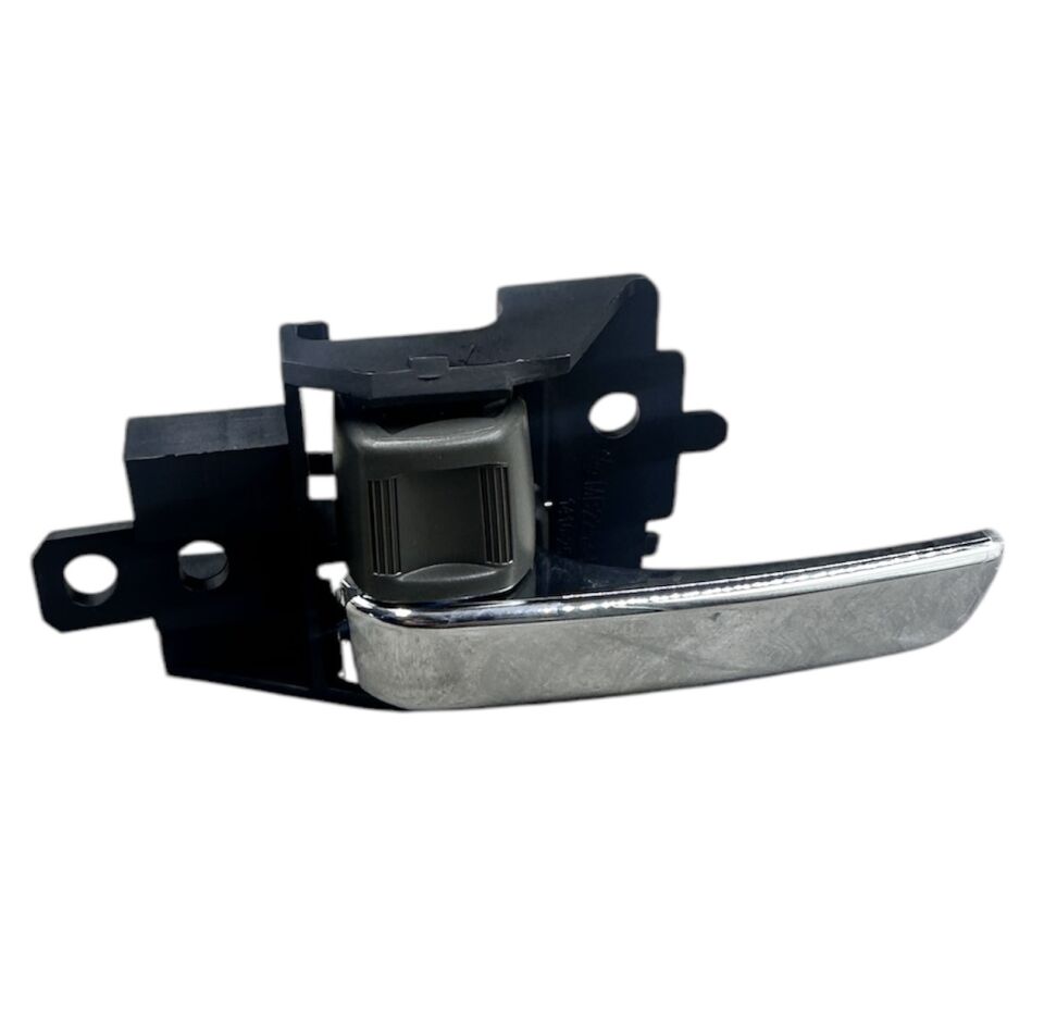 Mıtsubıshı Kol Kapı L200 15-19 Ön İç Sol