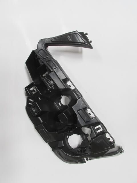 BMW X3- F25- 11/13; ÖN TAMPON BRAKETİ İÇ SOL (FAR ALTINA TAKILAN)(PLASTİK) (TW)