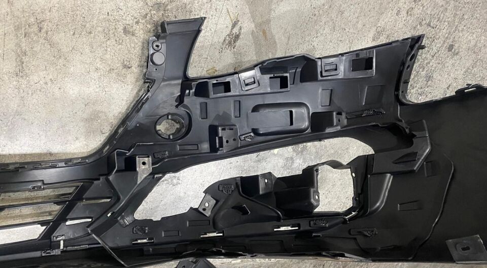 (YENİ ÜRÜN!!!)PEUGEOT 508- 14/17; SİS LAMBASI BAĞLANTI BRAKETİ SAĞ (KÖŞE İÇ BAĞLANTI BRAKETİ)(TW)