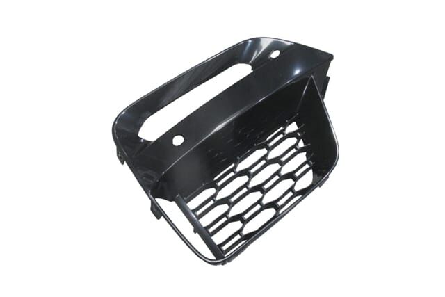 (YENİ ÜRÜN!!!)BMW X3- G01- 18/20; SİS LAMBA KAPAĞI SAĞ SENSÖR DELİKLİ SİYAH (M SPORT)(TW)