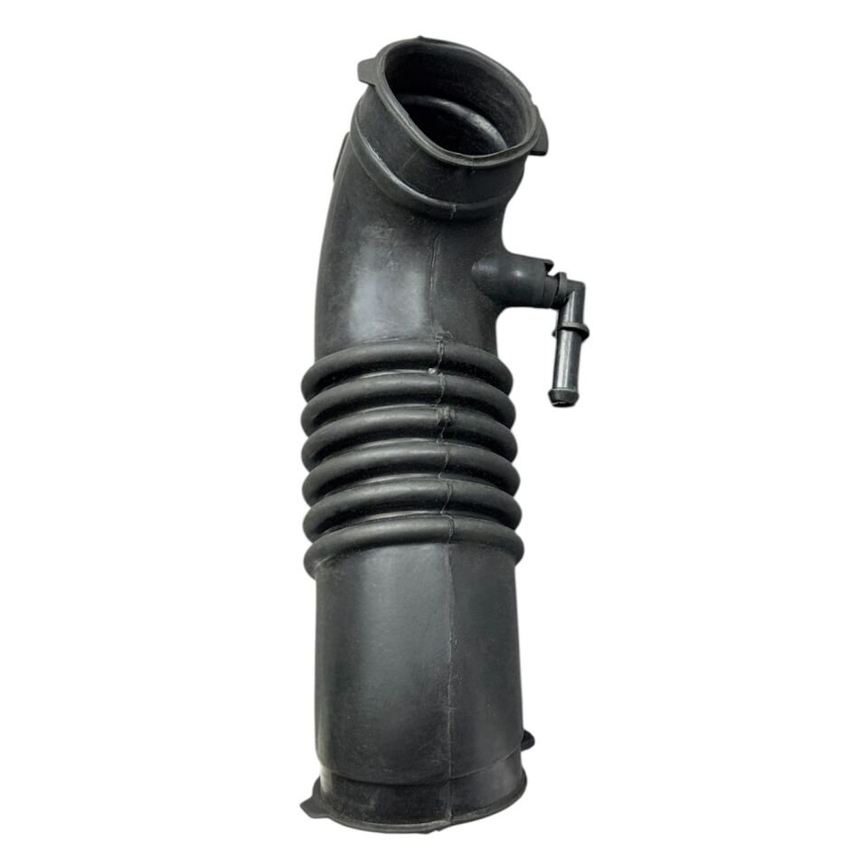 Mazda Hortum Filtre Hava 323 Familia 98-03 (Üst)