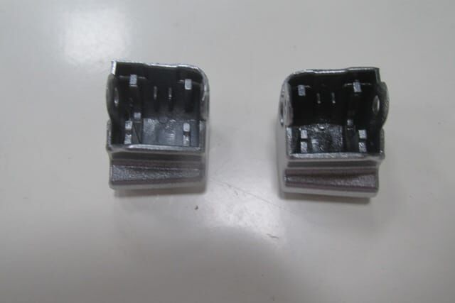MERCEDES C CLASS- W205- 14/20; ÖN SOL KAPI SAĞ/SOL AÇMA DÜĞME BUTONU SET (2 PARÇA)