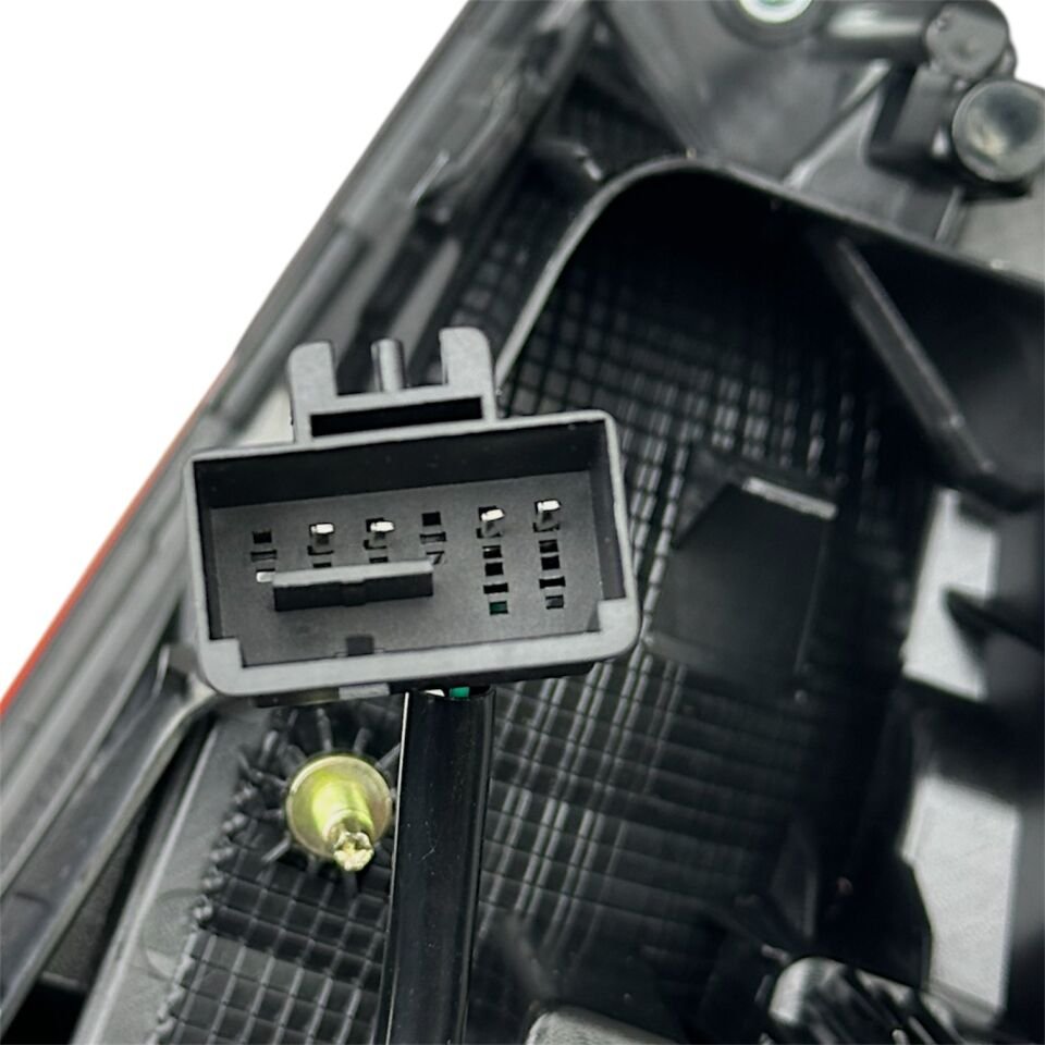 Volkswagen Stop Golf 7,5 17-20 İç Sol (Ledli/Trend-comfort)