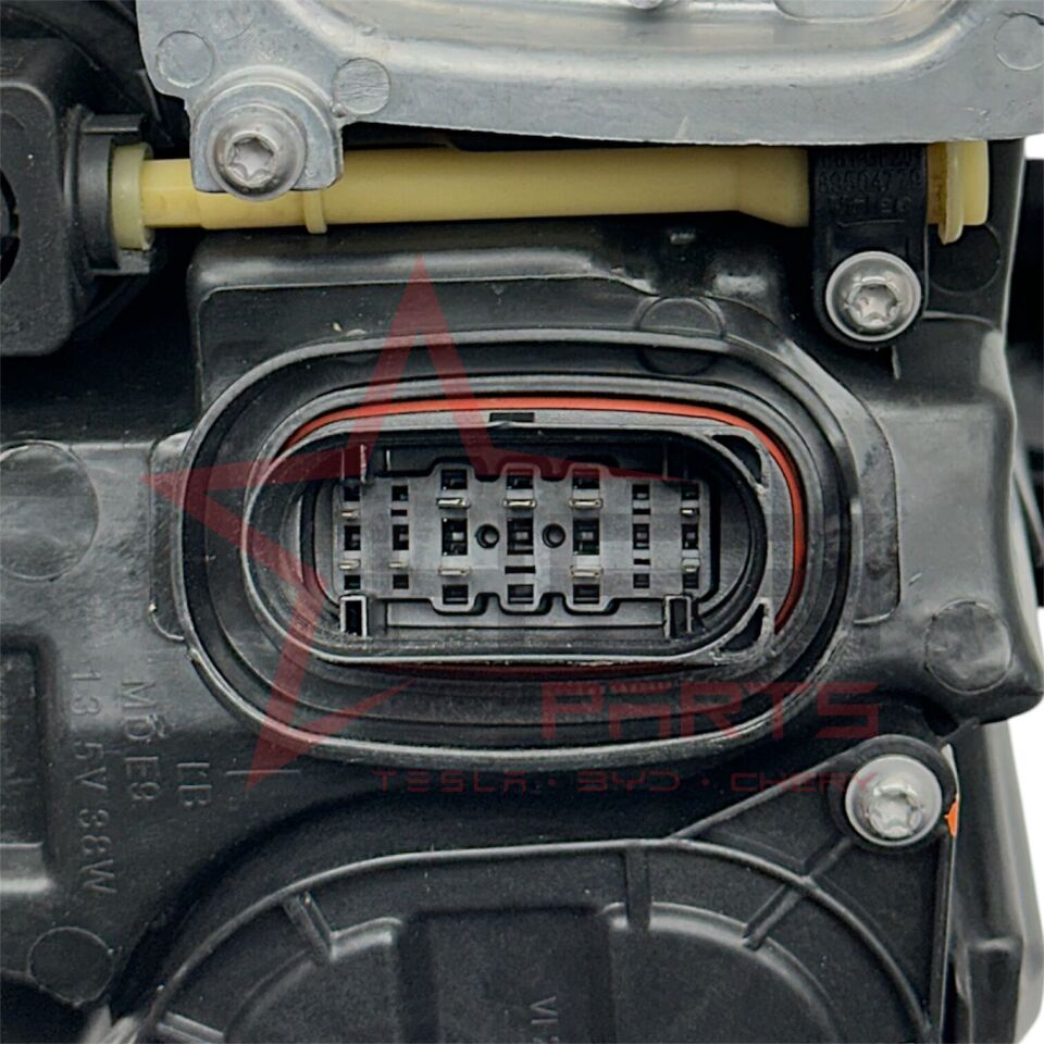 2016-2019 Audi A3 Sol Far (Matrix/Beyinler Üstünde) 8V0941035