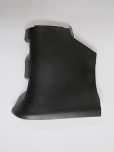 AUDI A6- 98/01; MARŞPİYEL PLASTİĞİ UÇ PARÇA SOL SİYAH (BFN)