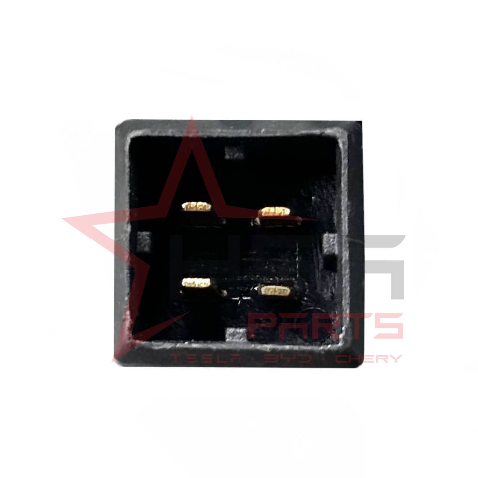 Nissan Note 1,5 Dizel Termostat Yuvası (Üst) 2007-2014 (11060-00QAG)