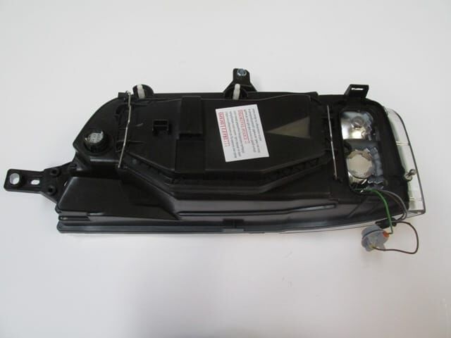 CITROEN JUMPER- 02/07; FAR LAMBASI SAĞ ELEKTRİKLİ/MOTORSUZ 8 FİŞLİ (AYFAR) (E MARKLI)