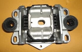 FORD MONDEO- 01/04; MOTOR TAKOZU SOL 2,0cc (TENACITY)