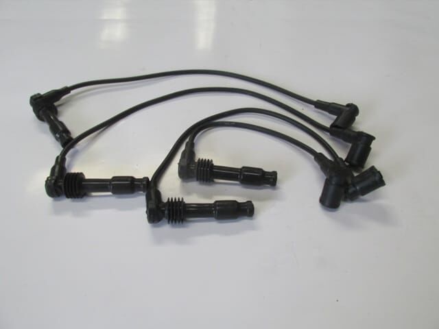 DAEWOO LANOS- SD/HB- 97/00; BUJİ KABLOSU TAKIM (16V)(A16DMS)1.6 cc (YOW JUNG)