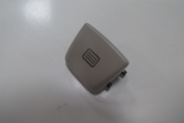 MERCEDES C CLASS- W205- 14/20; SUNROOF DÜĞME KAPAĞI BEJ