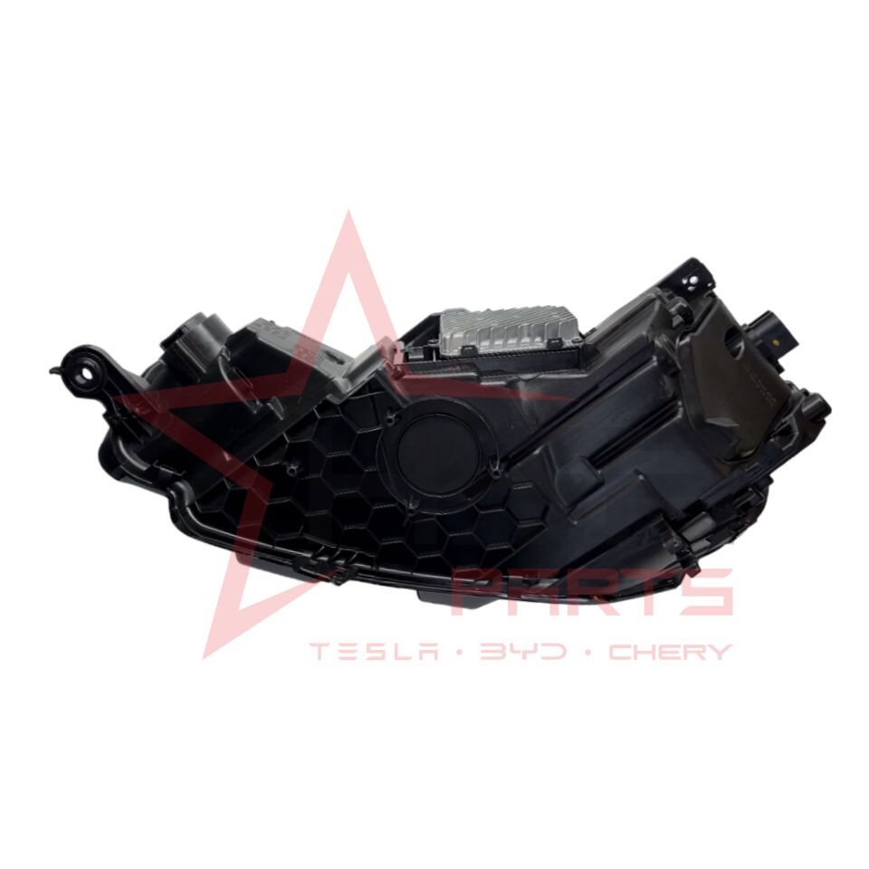 2020-2023 Audi A5 Sağ Far (Matrix/Beyinler Üstünde/Logolu) 8W6941040
