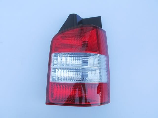 VOLKSWAGEN TRANSPORTER- T5- 04/09; STOP LAMBASI SAĞ KIRMIZI/BEYAZ (MARS) (E MARKLI)
