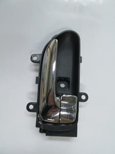 NISSAN X TRAIL- 08/12; ÖN KAPI İÇ AÇMA KOLU SAĞ SİYAH (ELCEĞİ NİKELAJLI) (HUSHAN)