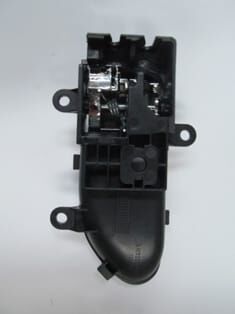 NISSAN X TRAIL- 08/12; ÖN KAPI İÇ AÇMA KOLU SAĞ SİYAH (ELCEĞİ NİKELAJLI) (HUSHAN)