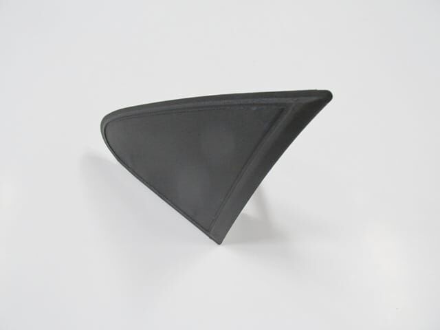 CITROEN BERLINGO- 08/18; KAPI AYNA MUSKASI SOL (ÇAMURLUK ÜST ÜÇGEN PLASTİĞİ)