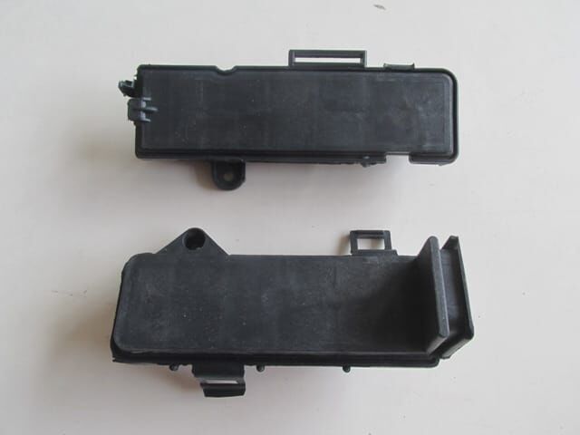 DACIA DUSTER- 18/24; POLEN FİLTRE KAPAĞI SAĞ/SOL SET 2 PARÇA (DENSO TİP)