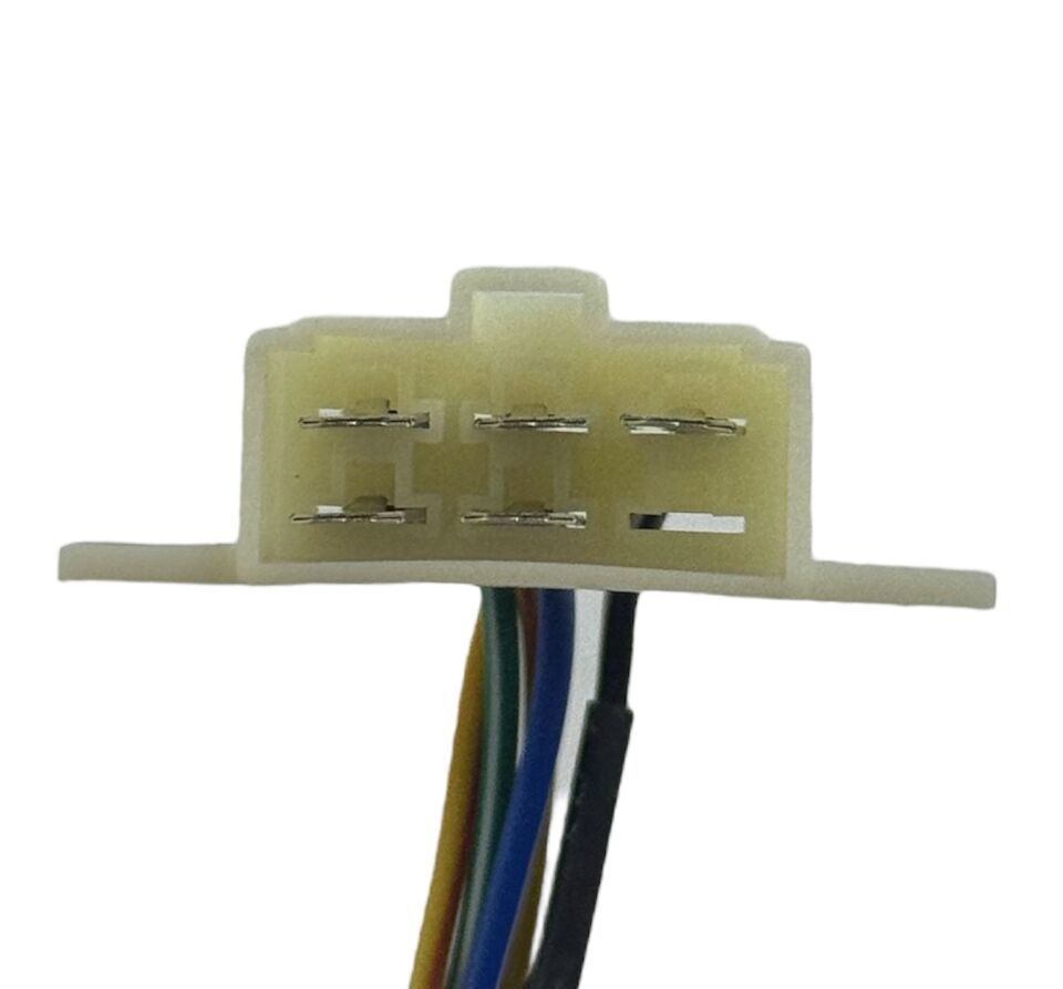 87-98 Mazda E2200 Sağ Stop (Sarı Kırmızı)