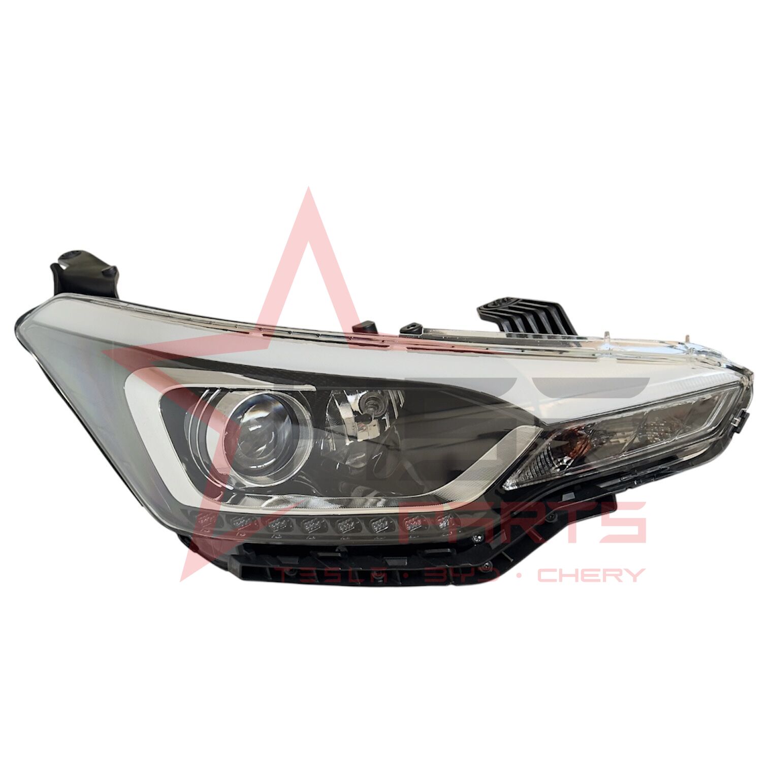 Hyundai i20 Sağ Far (Ledli/Mercekli) 2014-2019 (92102-C8200)
