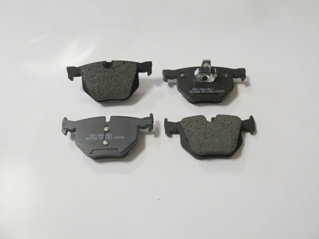 BMW X5- F15- 14/18; ARKA FREN BALATASI (KABLOSUZ)(DİSK)(121.9x58.1x16.3/121.9x59.3x16.3)(BRAMAX)